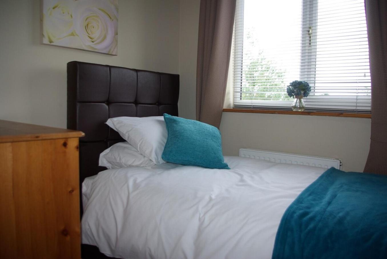 Portland Mews - 3 Bed Holiday Home By Premier Serviced Accommodation Leek Kültér fotó